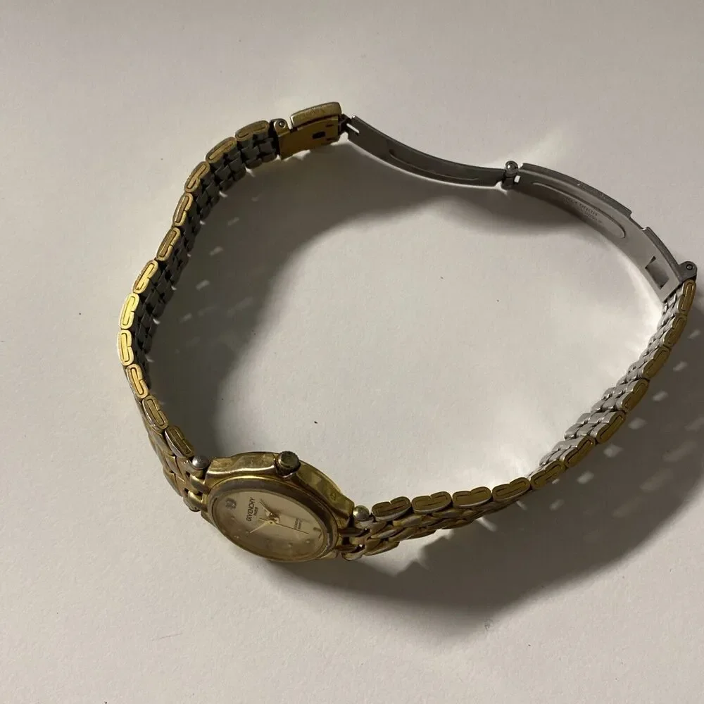 Givenchy Paris Diamond Quartz Watch Women's Gold Tone Bracelet